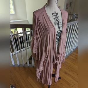 Flowy and pretty O'Neill Wrap